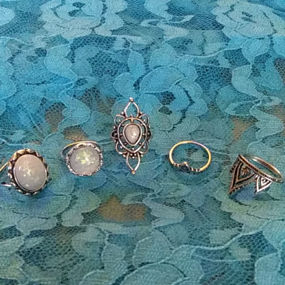 Set of 5 rings